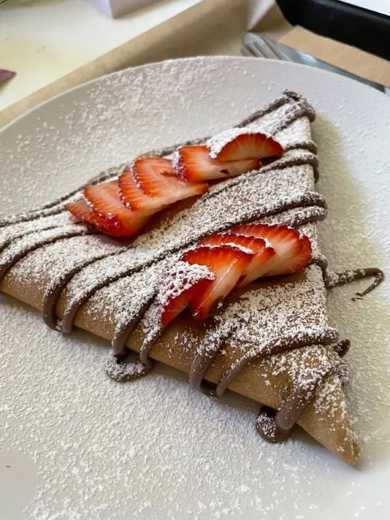 CRÊPE NUTELLA FRAISE